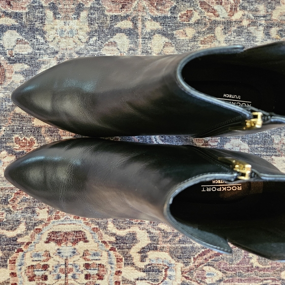 Rockport Black Ankle Boots 9.5W - Picture 3 of 4